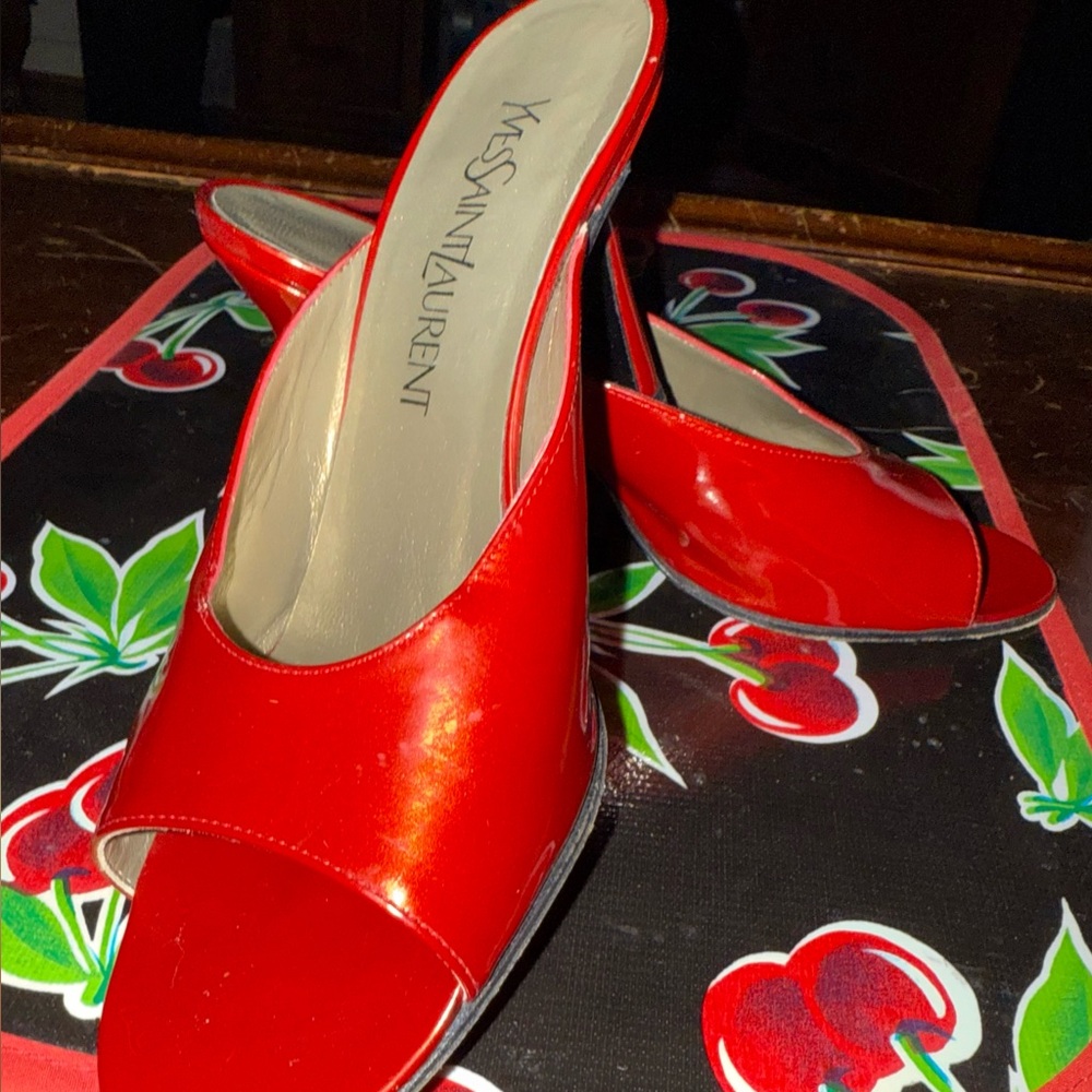 Sexy Yves Saint Laurent Candy Apple Red Open-Toe Mules 7.5 Med.